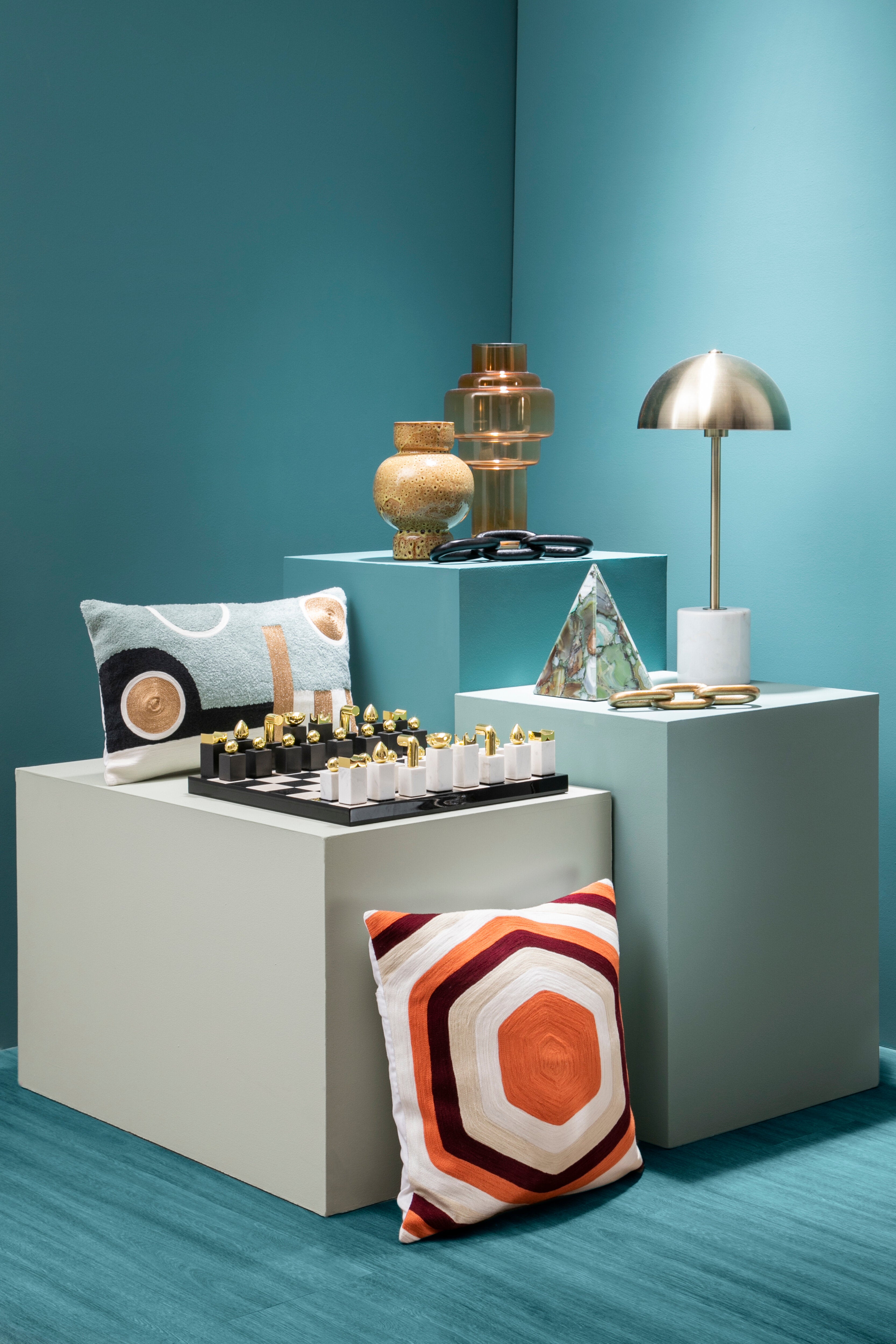 Henbury White Marble & Gold Dome Table Lamp